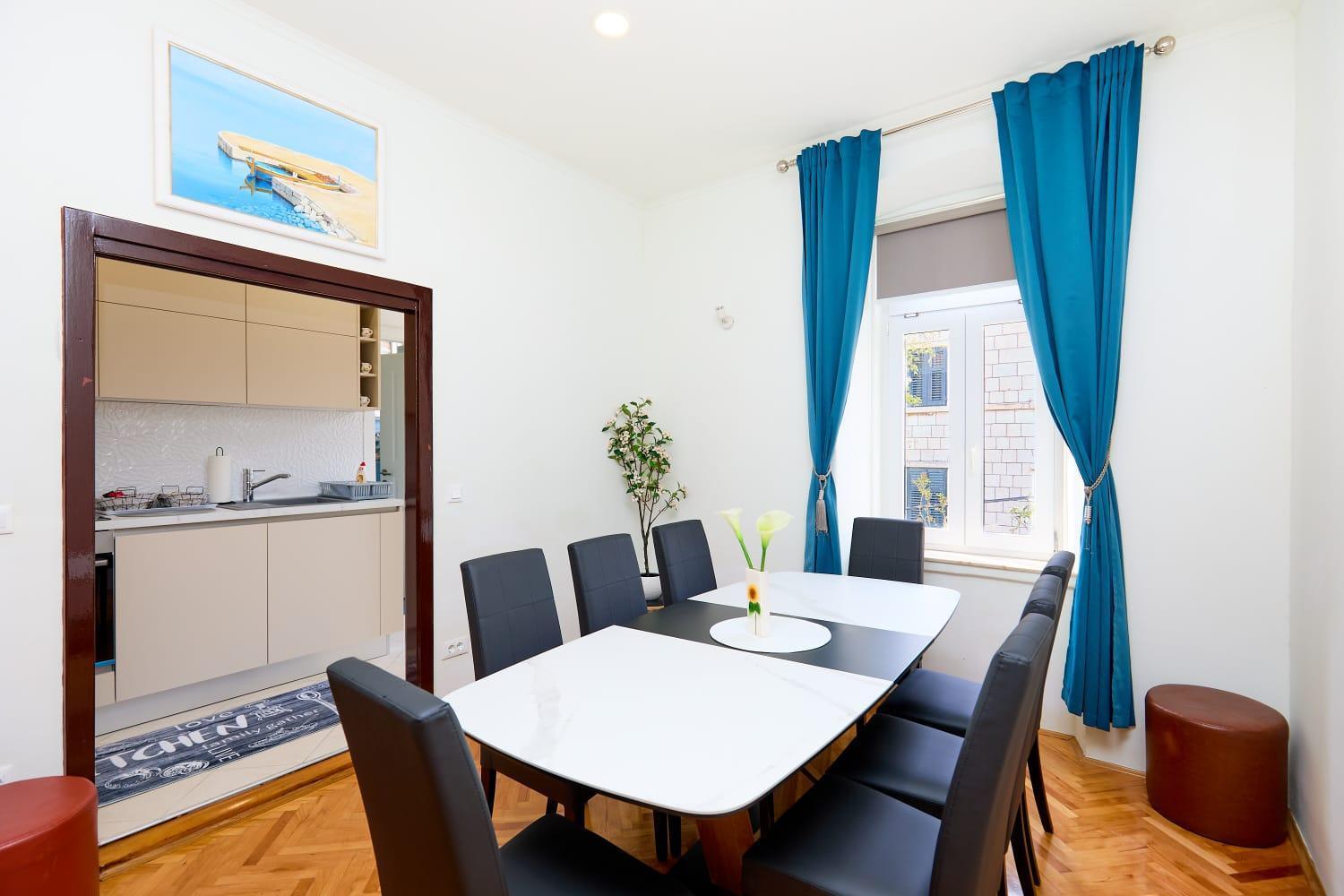 Spacious 4 Bedroom Dubrovnik Apartment Exterior photo